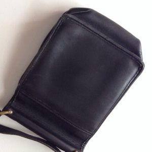 Coach Bags - 💐HP💐Coach Willis Murphy Bag Coach Bags - 💐HP💐Coach Willis Murphy Bag