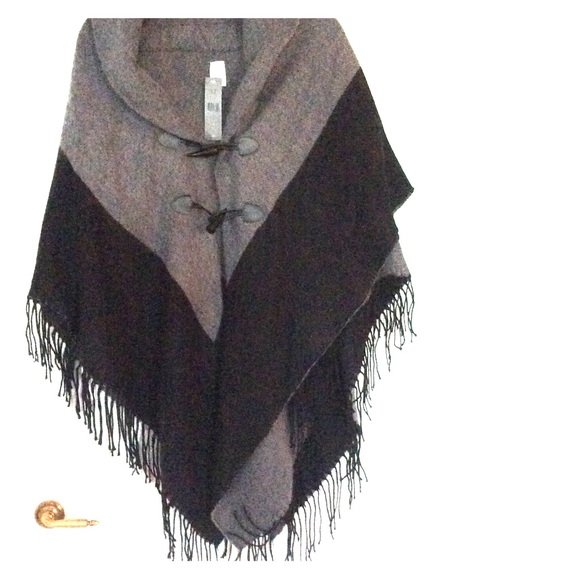 Black & Grey Toggle Open Poncho