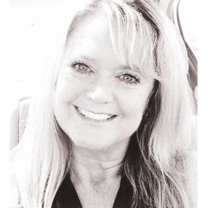 Meet your Posher, Michele