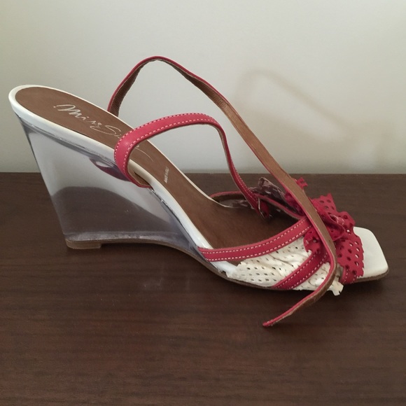🎉🎉 sale Miss Sixty sandal, Size 38