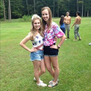 Meet your Posher, Alyssa