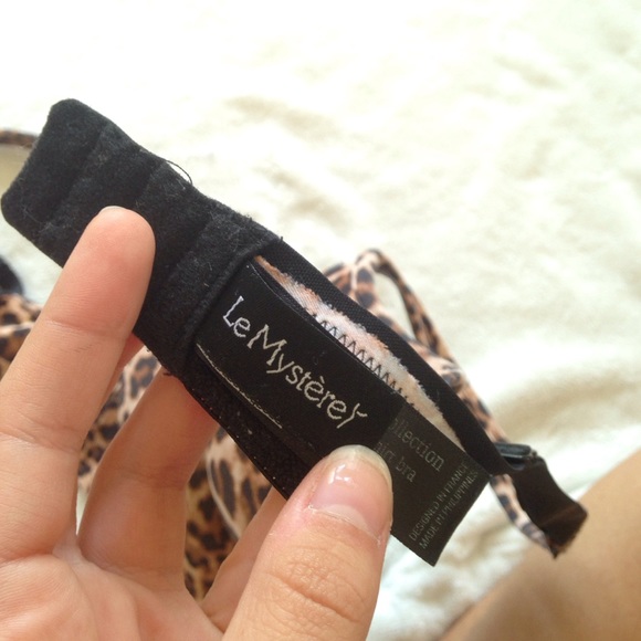 Bra! - Picture 3 of 3