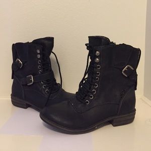 Boots super cute and stylish