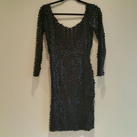 Dress - Picture 3 of 3