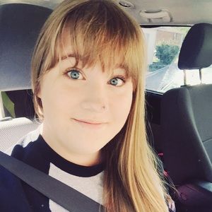 Meet your Posher, Michaela