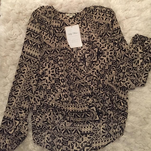 LONG SLEEVE BLOUSE - Picture 1 of 3