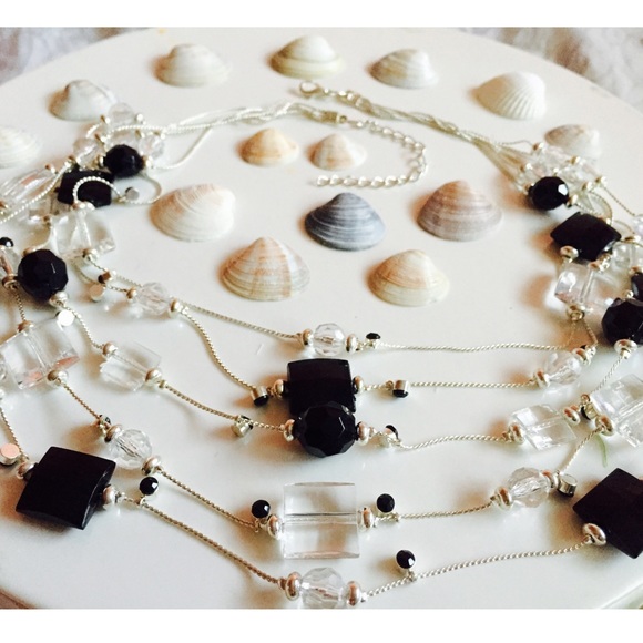 Black & clear layered fashion necklace!