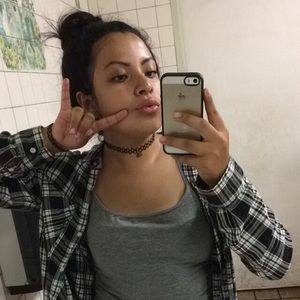 Meet your Posher, Leslie