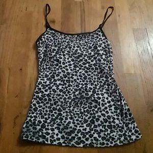Black cheetah print tank top