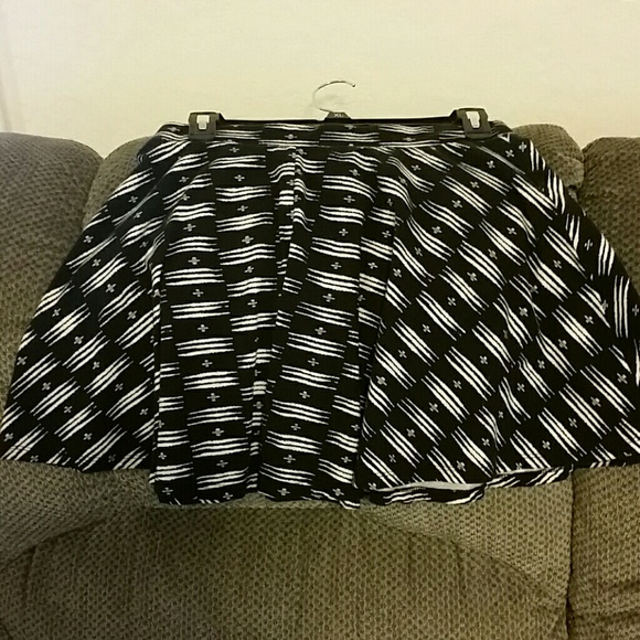 Skater skirt - Picture 1 of 1