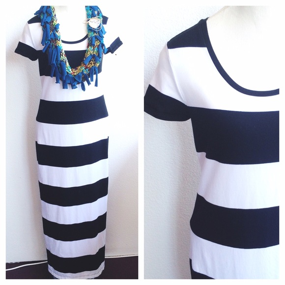 GAP Dresses & Skirts - Black and White Wide Stripe Maxi Dress