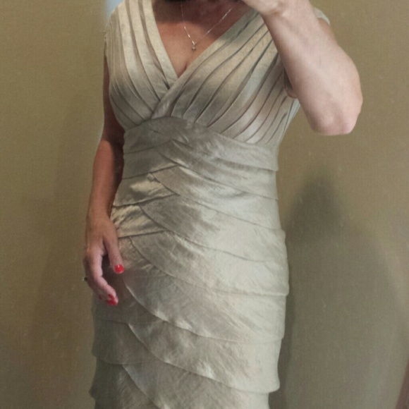 Beautiful evening dress - Picture 1 of 4