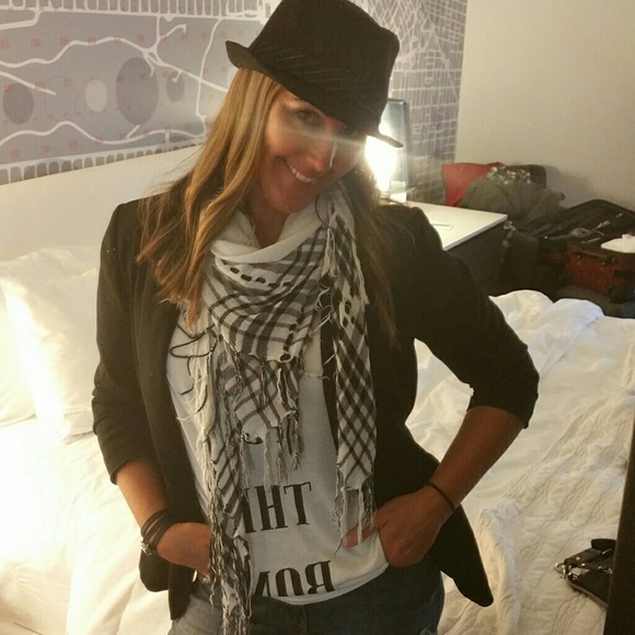 Meet your Posher, Michele