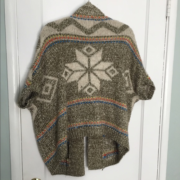 American Eagle Oversized Sweater - Picture 2 of 3