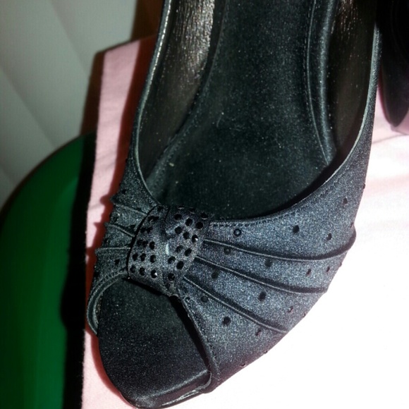 Flash sale sz8 Nina peep toe sling back pump - Picture 2 of 3
