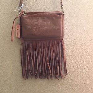 Beautiful purse brand new. Nothing wrong with it