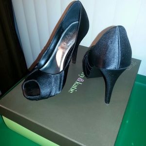 Flash sale- black satin peep toe pump