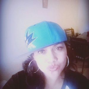 Meet your Posher, Kendra