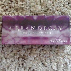 Urban Decay eyeshadow and glide on pencil