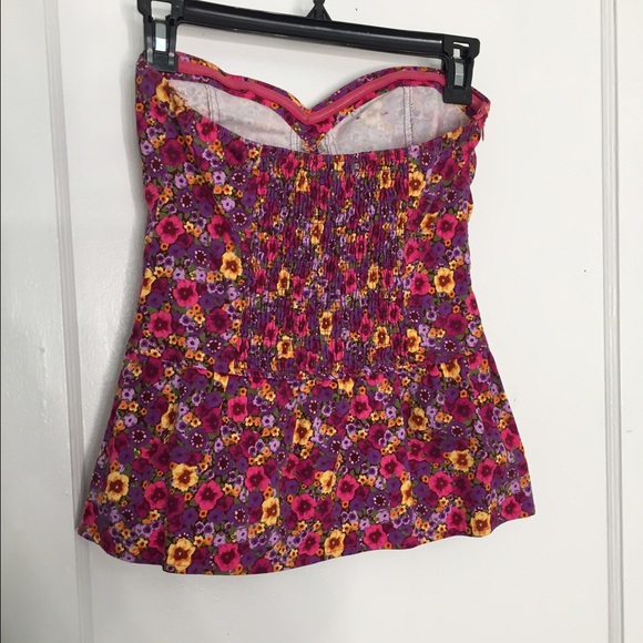 Strapless Floral Top - Picture 2 of 2