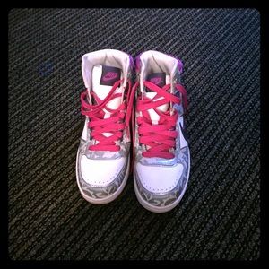 Size 8 Nike high tops
