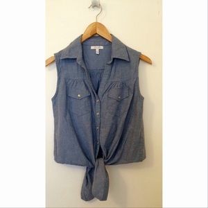 🎽Denim style button down vest 💙