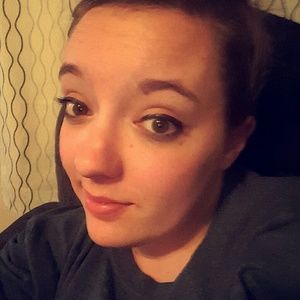 Meet your Posher, Heidi