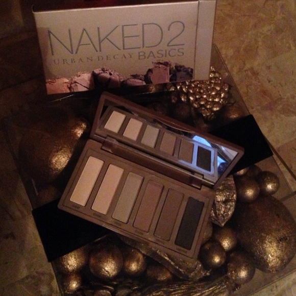 Naked 2