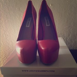 Déjà Vu Red Leather