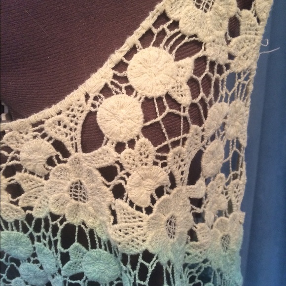 Stella Top - Picture 3 of 3