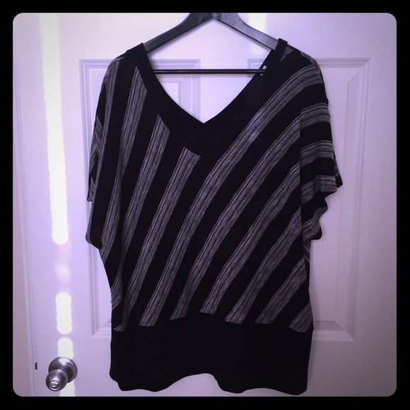CATO Woman ~ Plus Size Sweater Top 🎀