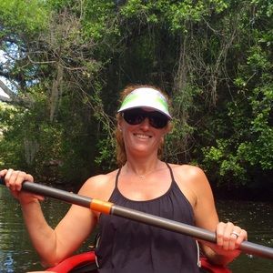 Meet your Posher, Eliza