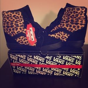 Leopard Van Wedges