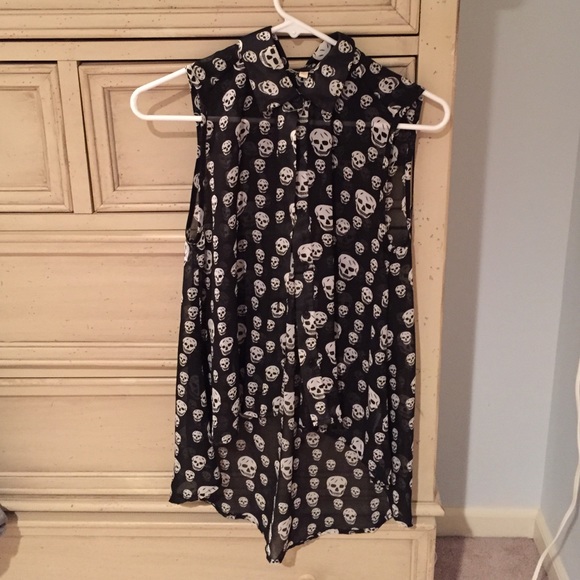 sheer see-through high-low skull shirt