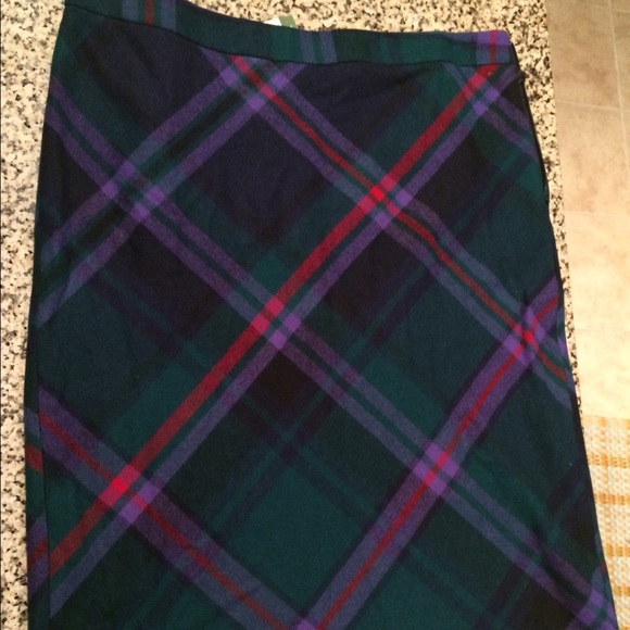 Brand new plaid wool skirt