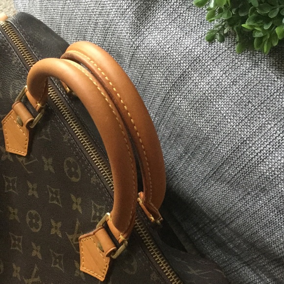 SOLD ‼️ - Picture 3 of 4