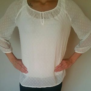 Womens adorable White Blouse!