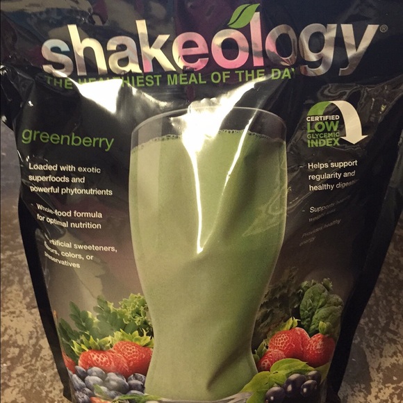 Sealed 30 day bag of greenberry Shakeology!