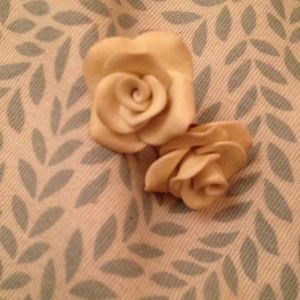 Rose stud earrings