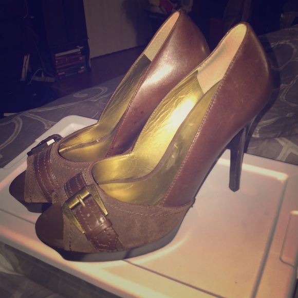 Guess heels