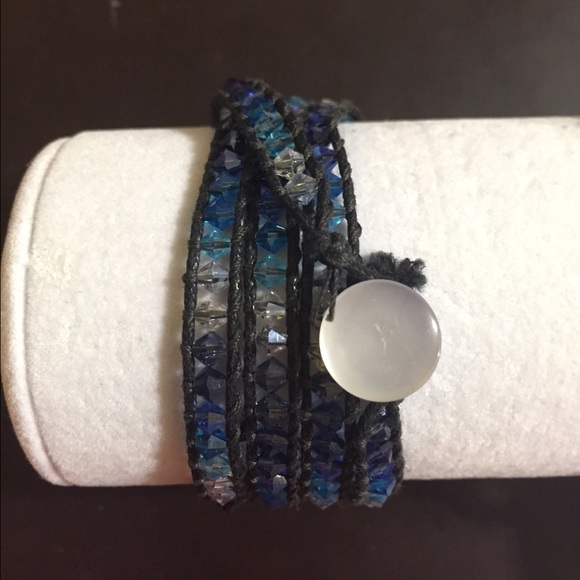 Blue ombré Swarovski crystal wrap bracelet - Picture 3 of 3