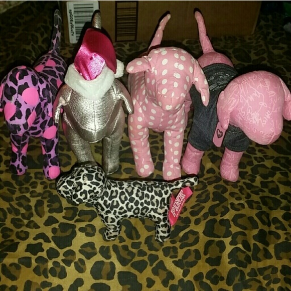 Santa & Cheetah VS Pink Dogs