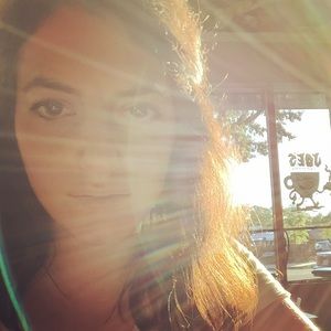 Meet your Posher, Rebecca