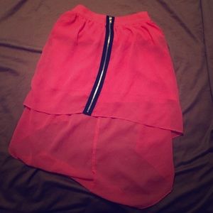 Pink high-low skirt w/ zipper