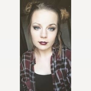 Meet your Posher, Hailey