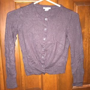 ⬇️ H&M grey cardigan