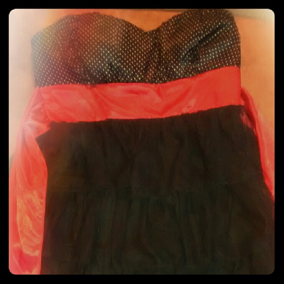Ruffled Short dress