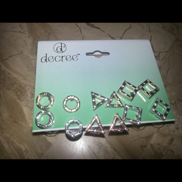 Geometrically Shaped Earrings - Picture 1 of 1