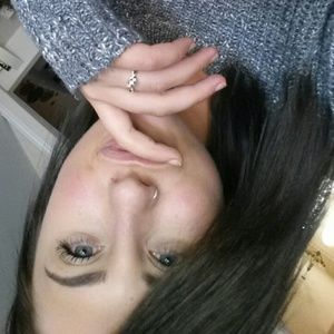 Meet your Posher, Kylee