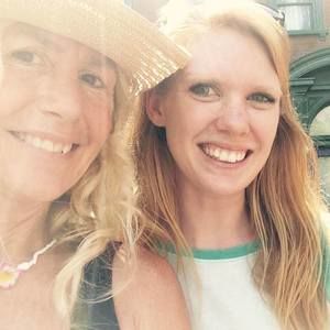 Meet your Posher, Julia